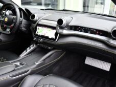 Ferrari GTC4 Lusso V12 DCT P-DISPLAY REZERVACE - 19