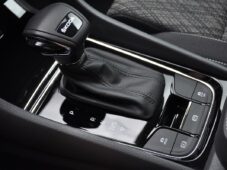 Škoda Karoq 2,0TDI DSG NAVI KAMERA ČR 1.MA - 32