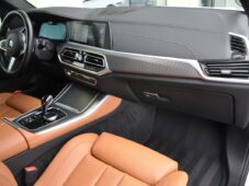 BMW X5 3,0d xDrive M-SPORT ČR 1.M - 12