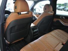 BMW X5 3,0d xDrive M-SPORT ČR 1.M - 18