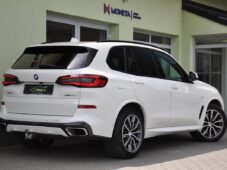 BMW X5 3,0d xDrive M-SPORT ČR 1.M - 4