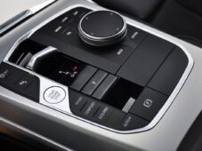 BMW Řada 3 320xD M-SPORT FACELIFT ČR 1.MA - 35