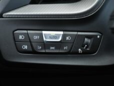 BMW Řada 2 218i M-SPORT ČR 1.MAJ - 26