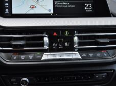 BMW Řada 2 218i M-SPORT ČR 1.MAJ - 34