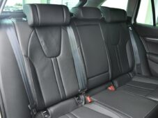 Škoda Octavia 2,0TDi FACELIFT TOP VÝBAVA 1.M - 17