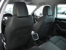 Škoda Octavia 2,0TDi FACELIFT TOP VÝBAVA 1.M - 18