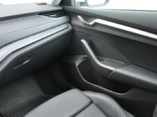 Škoda Octavia 2,0TDi FACELIFT TOP VÝBAVA 1.M - 24