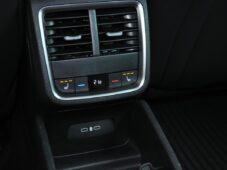 Škoda Octavia 2,0TDi FACELIFT TOP VÝBAVA 1.M - 25