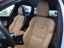 Volvo XC60 2,0D4 INSCRIPTION K360° - 11