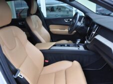 Volvo XC60 2,0D4 INSCRIPTION K360° - 13