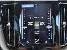 Volvo XC60 2,0D4 INSCRIPTION K360° - 44