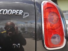 Mini Countryman COOPER 1,6D ALL4 - 44