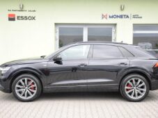 Audi Q8 50TDI Q S-LINE TOP VÝBAVA ČR - 10
