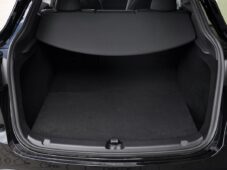 Tesla Model Y LONG RANGE DUAL - 37