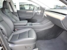 Tesla Model Y LONG RANGE DUAL - 16