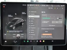 Tesla Model Y LONG RANGE DUAL - 27