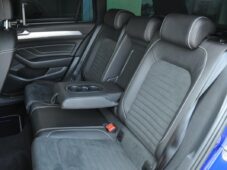 Volkswagen Passat 2.0TDi R-LINE 4M DSG LED TAŽNÉ - 19