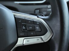Volkswagen Passat 2.0TDi R-LINE 4M DSG LED TAŽNÉ - 23