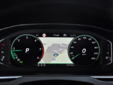 Volkswagen Passat 2.0TDi R-LINE 4M DSG LED TAŽNÉ - 33
