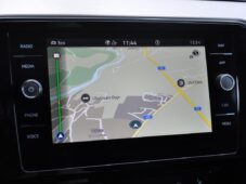Volkswagen Passat 2.0TDi R-LINE 4M DSG LED TAŽNÉ - 26