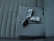 Volkswagen Passat 2.0TDi R-LINE 4M DSG LED TAŽNÉ - 37