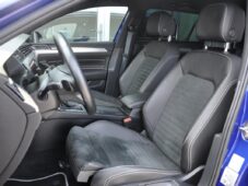 Volkswagen Passat 2.0TDi R-LINE 4M DSG LED TAŽNÉ - 13