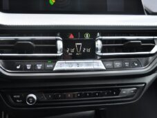 BMW Řada 2 218d M-SPORT 1M ČR 2xPNEU - 26