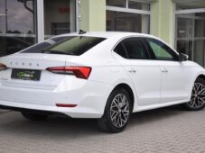 Škoda Octavia 1.5TSi STYLE ČR 1M LED 2xPNEU - 4