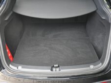 Tesla Model Y LONG RANGE DUAL MOTOR AWD - 37