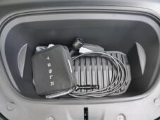 Tesla Model Y LONG RANGE DUAL MOTOR AWD - 40