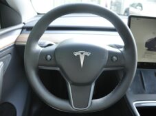 Tesla Model Y LONG RANGE DUAL MOTOR AWD - 21