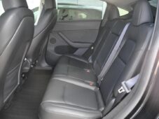 Tesla Model Y LONG RANGE DUAL MOTOR AWD - 18