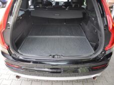 Volvo XC90 D5 AWD MOMENTUM ČR - 37