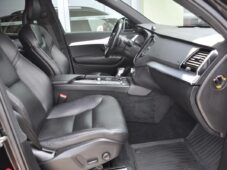 Volvo XC90 D5 AWD MOMENTUM ČR - 17
