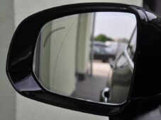 Volvo XC90 D5 AWD MOMENTUM ČR - 40