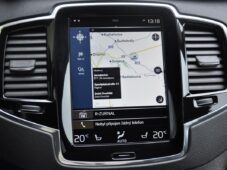Volvo XC90 D5 AWD MOMENTUM ČR - 26