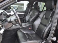 Volvo XC90 D5 AWD MOMENTUM ČR - 13