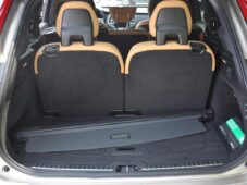 Volvo XC90 T8 AWD ULTIMATE BRIGHT Zadáno - 40