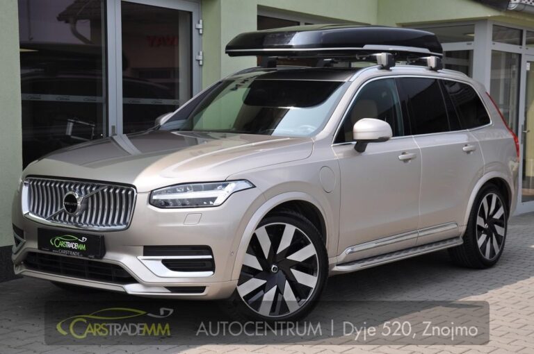 Volvo XC90 T8 AWD ULTIMATE BRIGHT Zadáno - 1