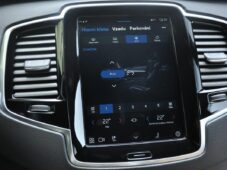 Volvo XC90 T8 AWD ULTIMATE BRIGHT Zadáno - 33