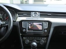 Volkswagen Passat 2.0TDi ACC NAVI LED TAŽNÉ - 6