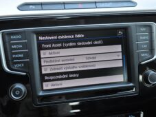 Volkswagen Passat 2.0TDi ACC NAVI LED TAŽNÉ - 28
