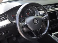 Volkswagen Passat 2.0TDi ACC NAVI LED TAŽNÉ - 15