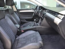 Volkswagen Passat 2.0TDi ACC NAVI LED TAŽNÉ - 17