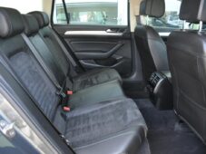 Volkswagen Passat 2.0TDi ACC NAVI LED TAŽNÉ - 20