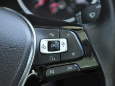 Volkswagen Passat 2.0TDi ACC NAVI LED TAŽNÉ - 23