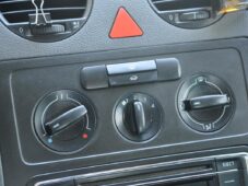 Volkswagen Caddy 2.0TDi - 13