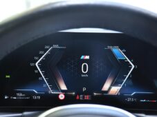 BMW Řada 3 320d xD M-SPORT NTOP ČR 1M - 32