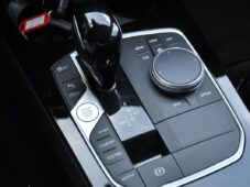 BMW Řada 2 218d M-SPORT HUD 1M ČR - 22