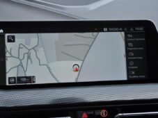BMW Řada 2 218d M-SPORT HUD 1M ČR - 23